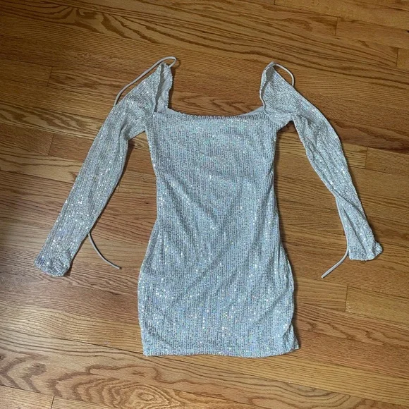 Giulia Sparkling Square Neck Dress in Silver Sequin Giulia Sparkling Square Neck Dress in Silver Sequin